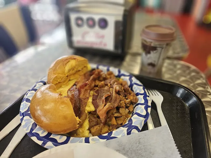 Cella Bagels & Grill Picture 1