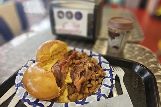 Cella Bagels & Grill