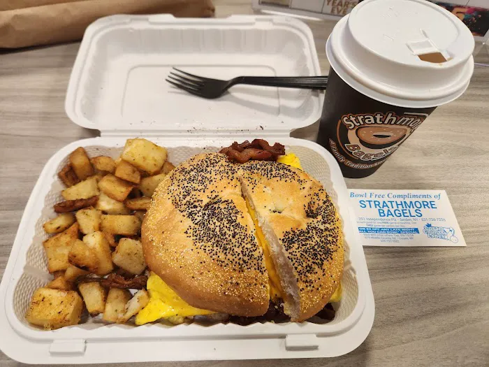 Strathmore Bagels Picture 4