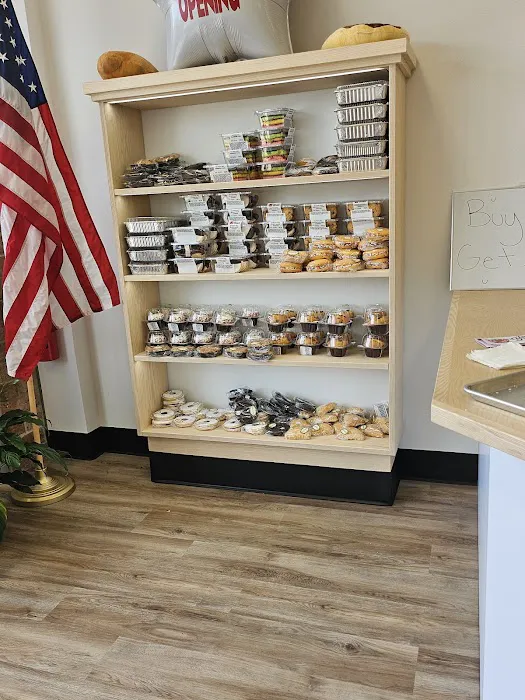 Glenn's Donuts Picture 8