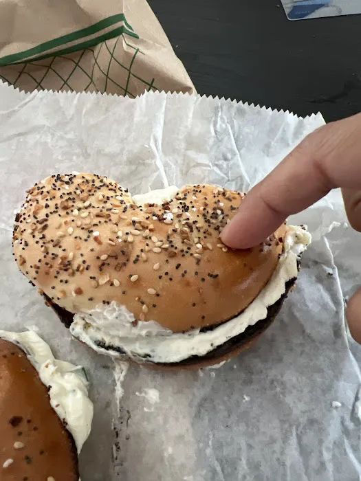 Bagels Your Way Cafe Picture 9