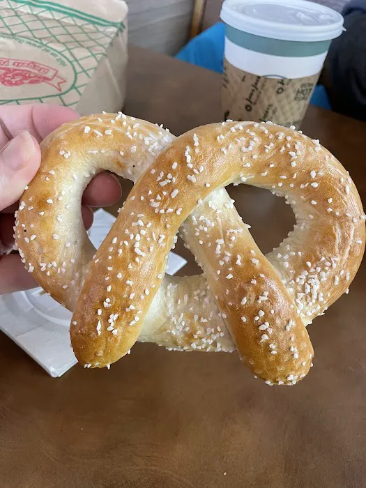 Bagels Your Way Cafe Picture 10