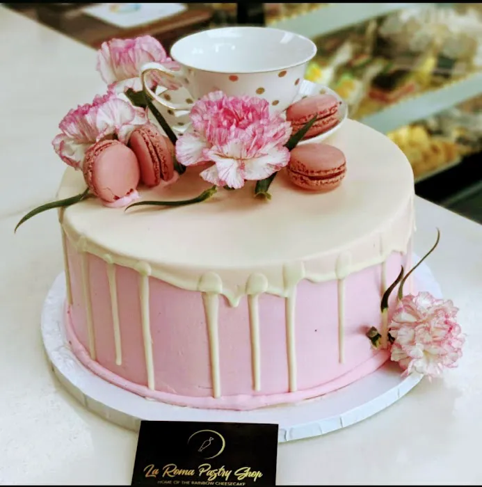 La Roma Pastry Shop Picture 3
