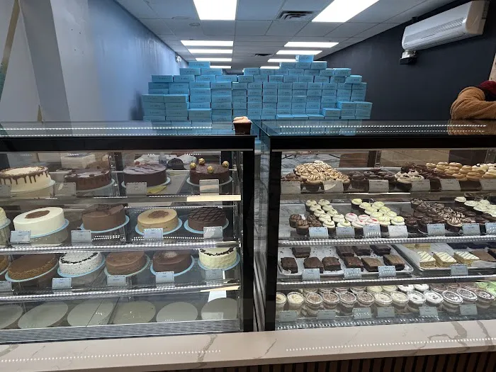 Layers Bakeshop Picture 2