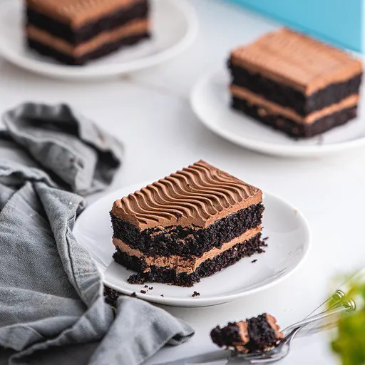 Layers Bakeshop Picture 5