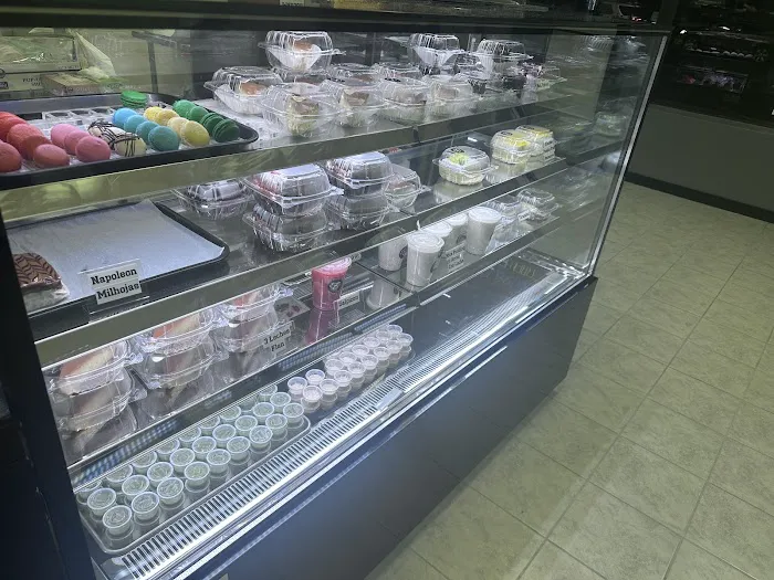 Familia Bakery Picture 2