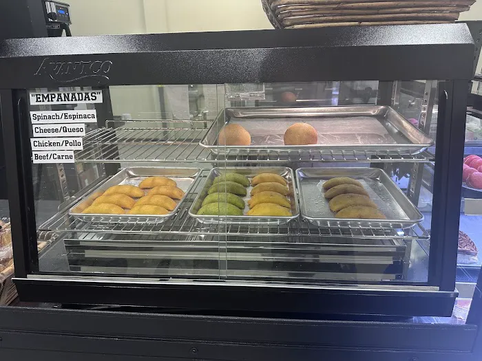 Familia Bakery Picture 4
