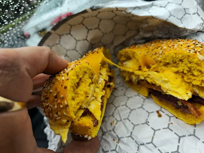 BETTER ON A BAGEL EXPRESS Picture 4