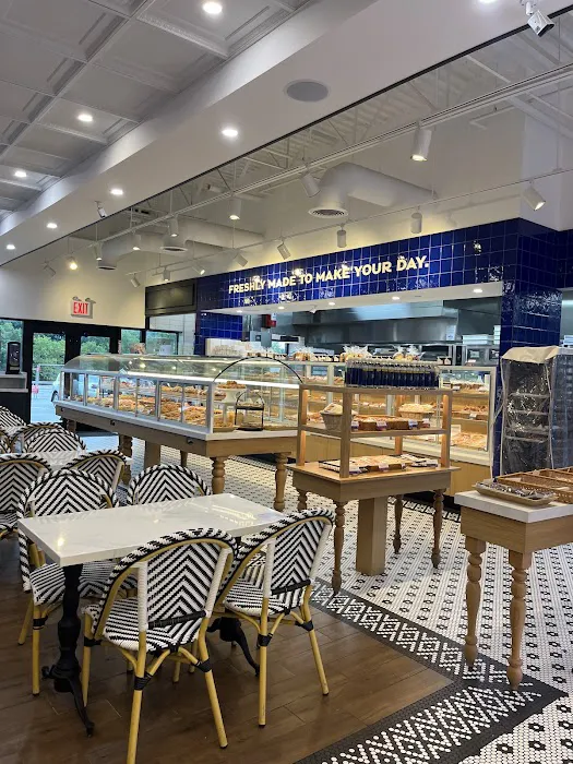 Paris Baguette Picture 2