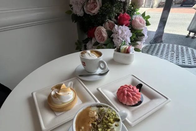 Arome Caffe & Patisserie