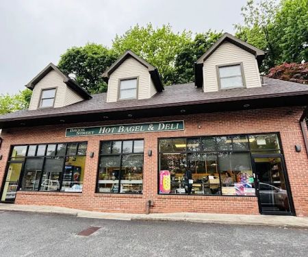 Brook Street Hot Bagels & Deli