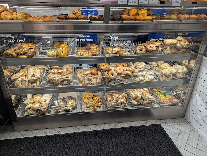 The Bagel Emporium of Scarsdale Picture 4