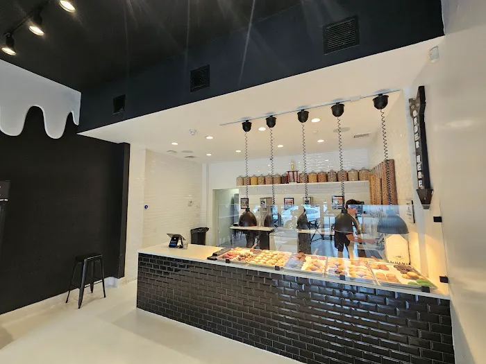 Milk N Cookies - Cookie Café & Cereal Bar Picture 4