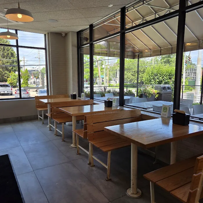 Brooklyn Bagel & Coffee Company Picture 5