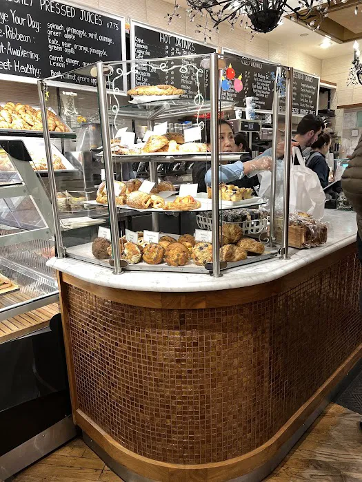 Martine's Fine Bake Shoppe Picture 6