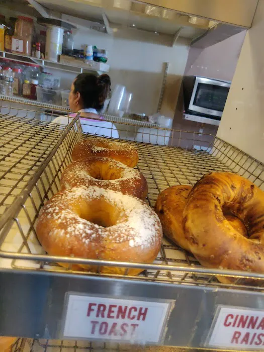 High Street Bagels Sayville Picture 2