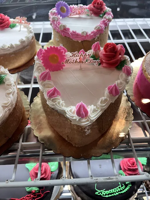 Dolci Momenti Bakery Picture 6