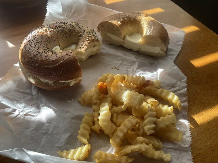 Bagels Your Way Cafe Picture 10