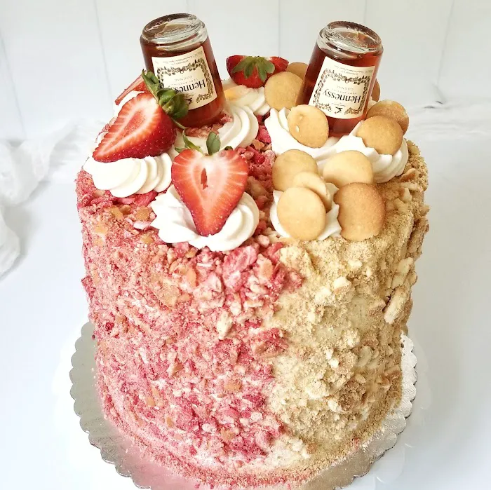 Wildly Cakes & Sweets LLC Picture 8