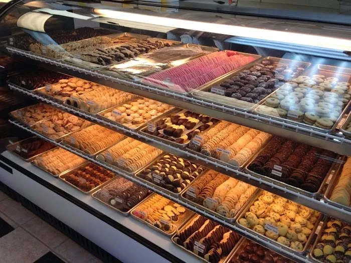 Scarsdale Pastry Center Picture 1