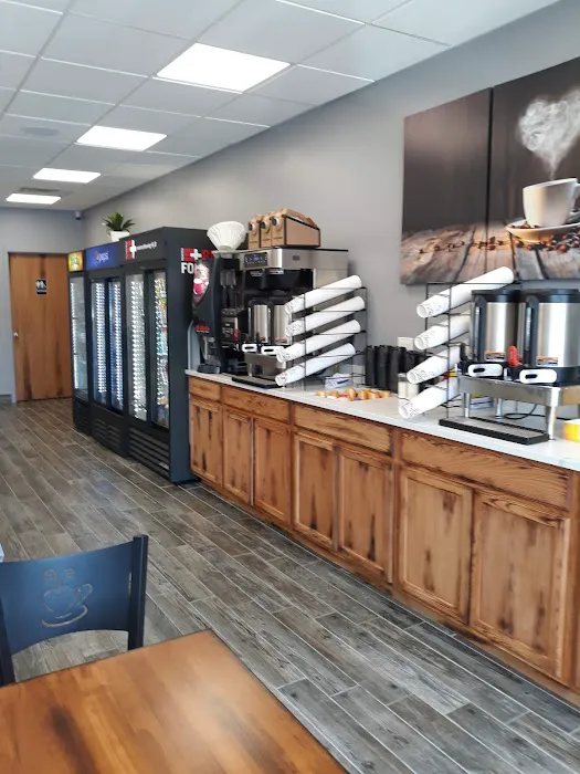 Your Bagel Cafe (Royal Shopping Center) Picture 4