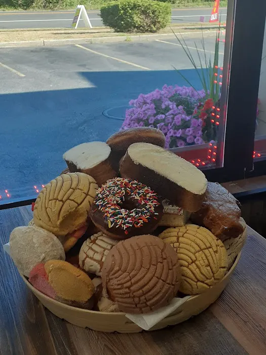Mexican bakery pan pan bakery Picture 6