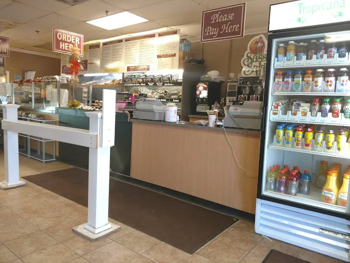 Bagel Lady Cafe Picture 6