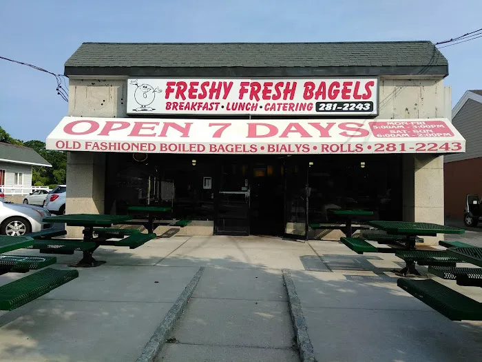 Freshy Fresh Bagels Picture 1