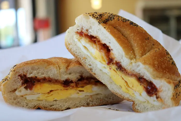 Freshy Fresh Bagels Picture 4