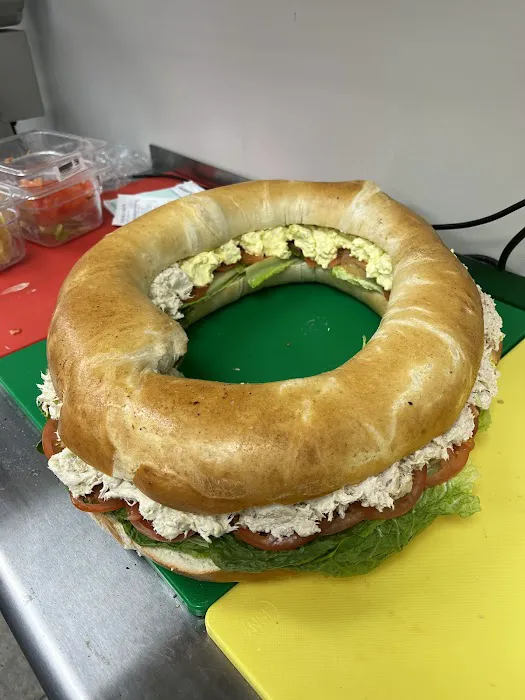 Bagel Palace Cafe Picture 6