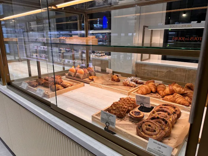 Tous les Jours Cafe Picture 2