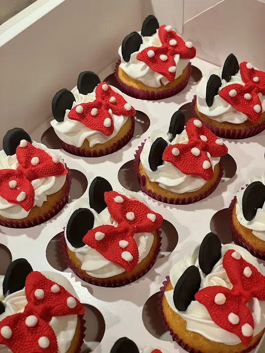 Amy’s Custom Cupcakes ( NOT A STORE FRONT) Picture 7