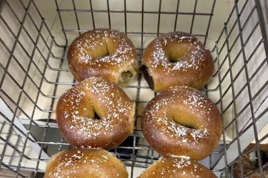 Ravaas Bagels
