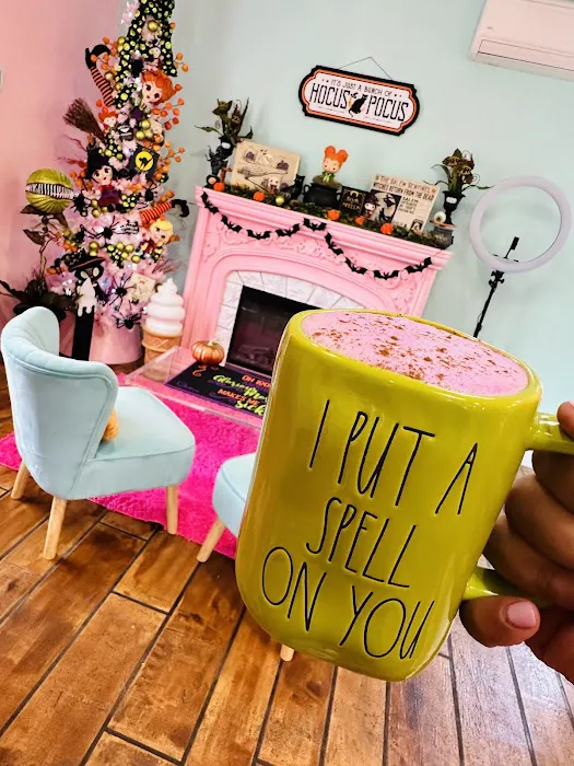 A Pinch of Sprinkles Bake Shoppe & Confectionery Studio Inc Picture 2