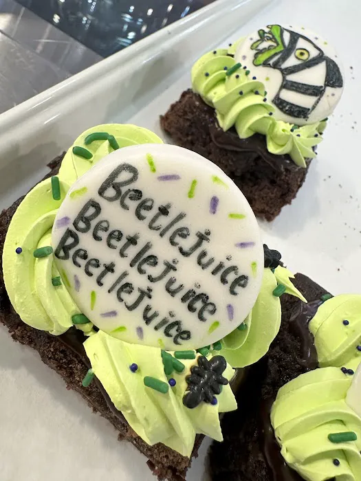 A Pinch of Sprinkles Bake Shoppe & Confectionery Studio Inc Picture 7