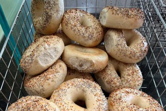 Manhattan Bagel Cafe - Mastic Beach