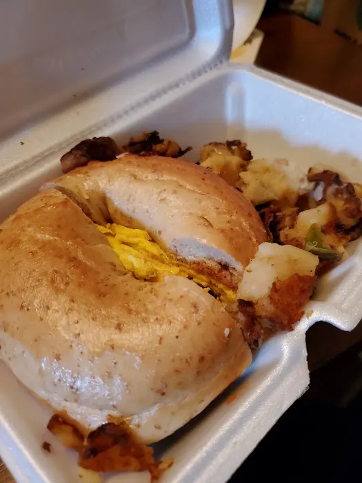 Manhattan Bagel Cafe - Mastic Beach Picture 9