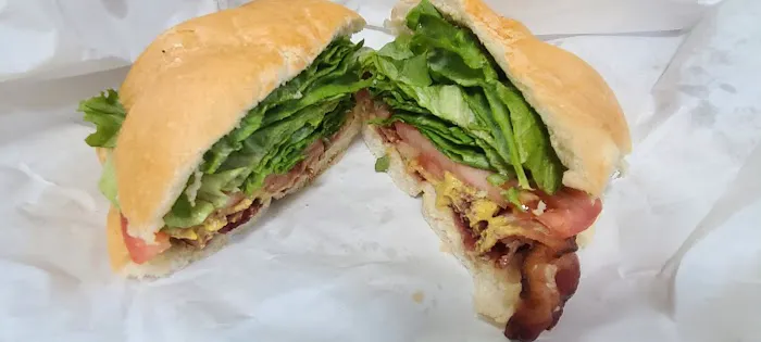 Pete's Bagels and Brunch Eastport Picture 3