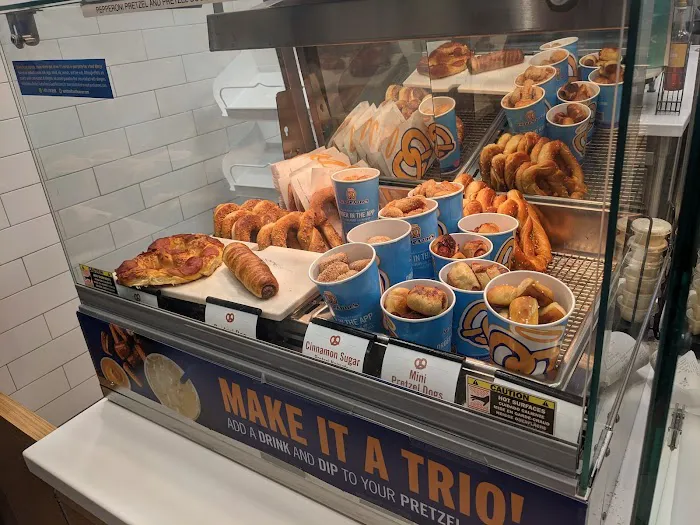 Auntie Anne's Picture 9