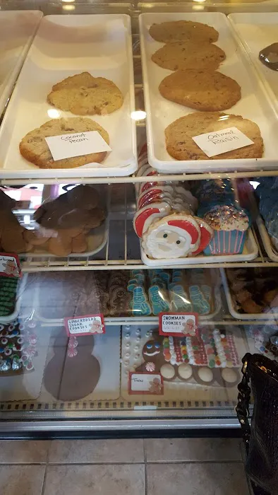 Gingerbread University Picture 6