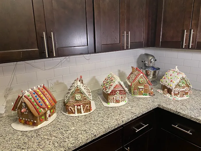 Gingerbread University Picture 8