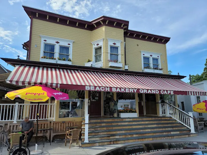 Beach Bakery & Grand Cafe Picture 2
