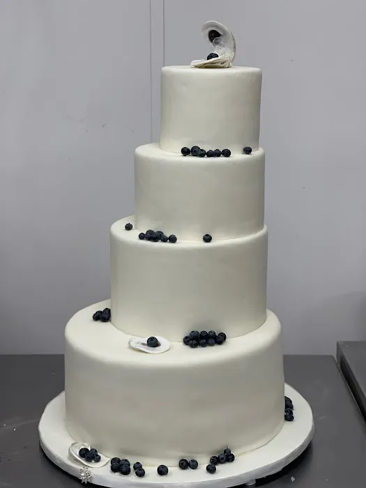 Sugar Sugar Custom Cakes Picture 7