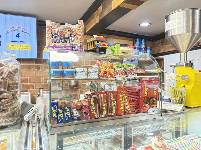 Antojitos Bakery Picture 3