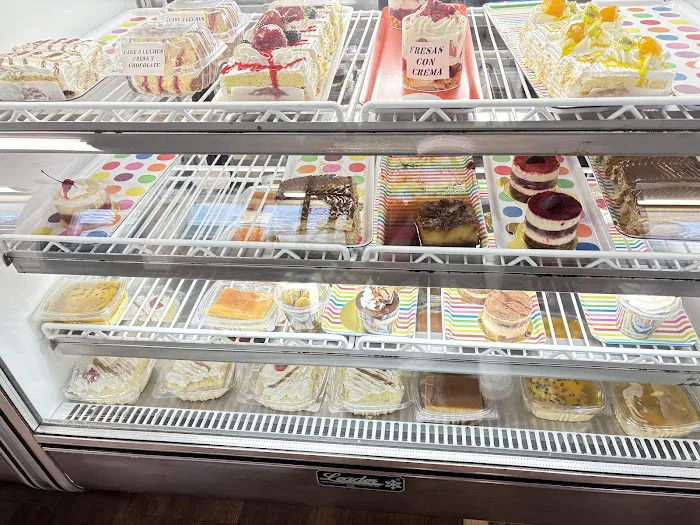 Antojitos Bakery Picture 8