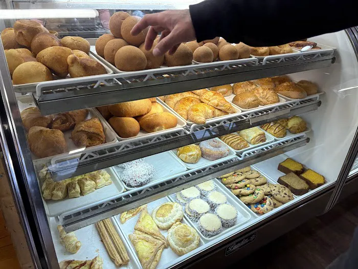 Antojitos Bakery Picture 9