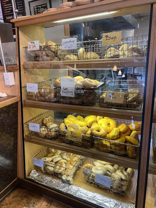 Lenny's Bagels Picture 7