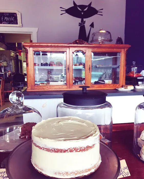Ali Katz Kitchen Picture 9