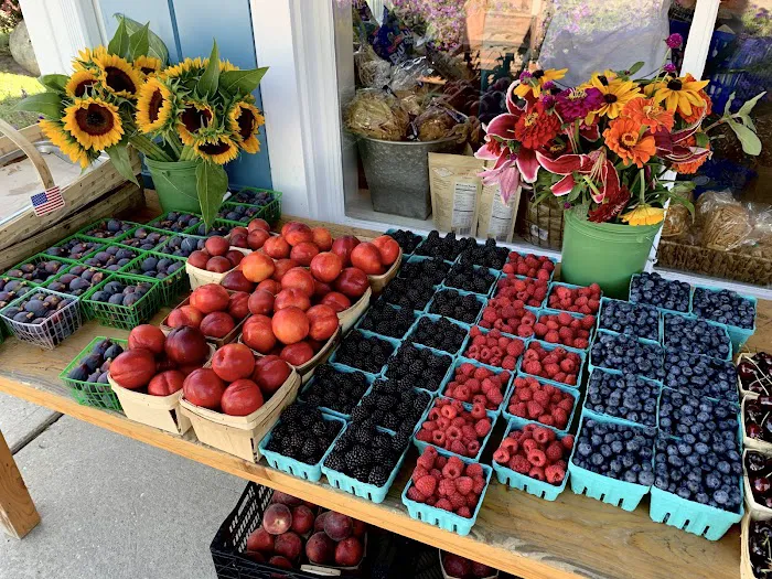 Round Swamp Farm Picture 2