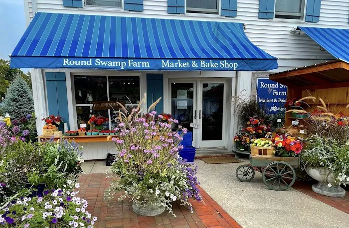 Round Swamp Farm Picture 3